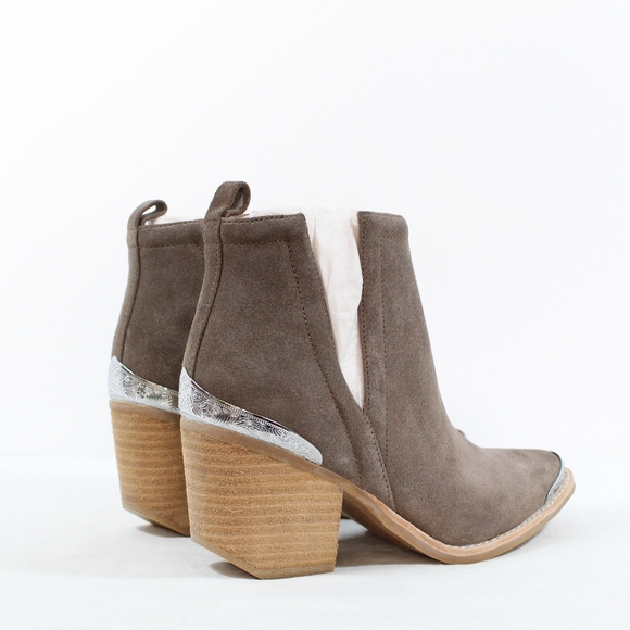 Jeffrey Campbell Cromwell Suede Boot - Taupe 6M - Picture 2 of 5